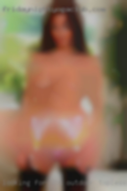 Looking for 20s outdoor topless some spice with chemistry.